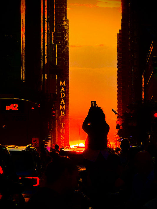 Manhattanhenge - Leah Gerstel